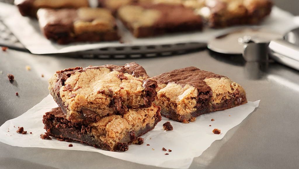 Marbled Cookie Brownie (Domino's Inspired)